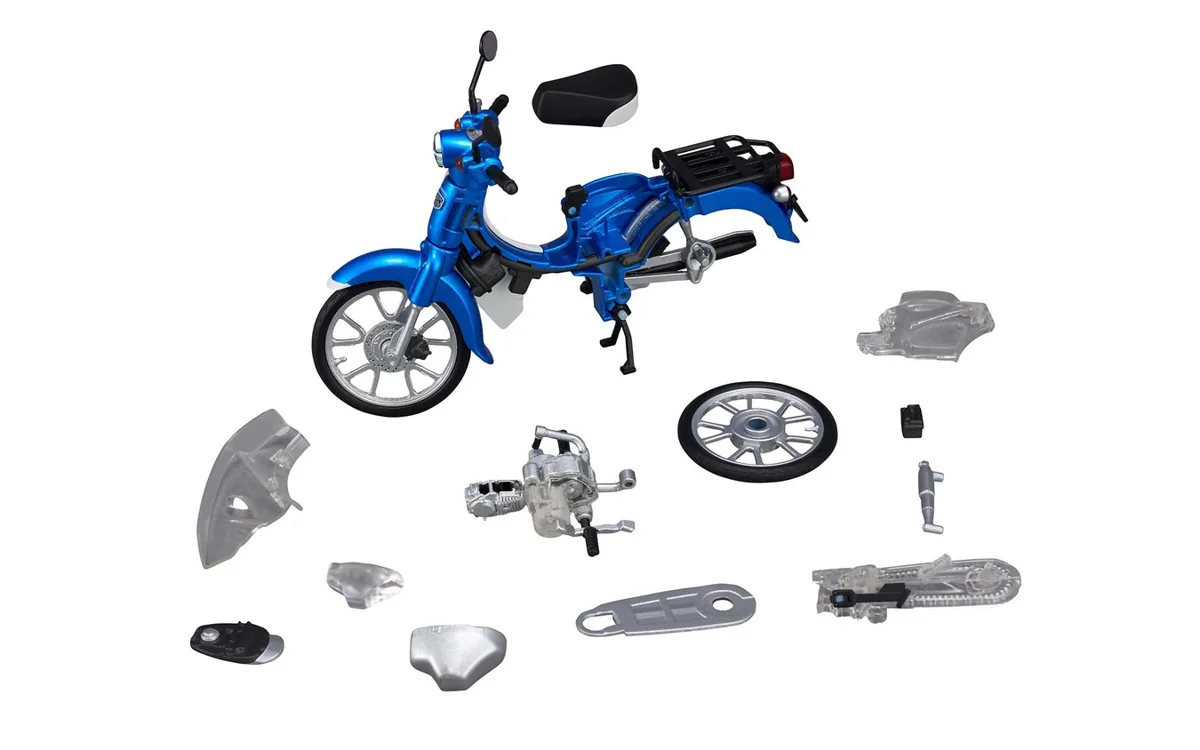 ホンダ・スーパーカブ110が1/12スケールの解体パズルに！ 全37パーツで内部構造まで楽しめる