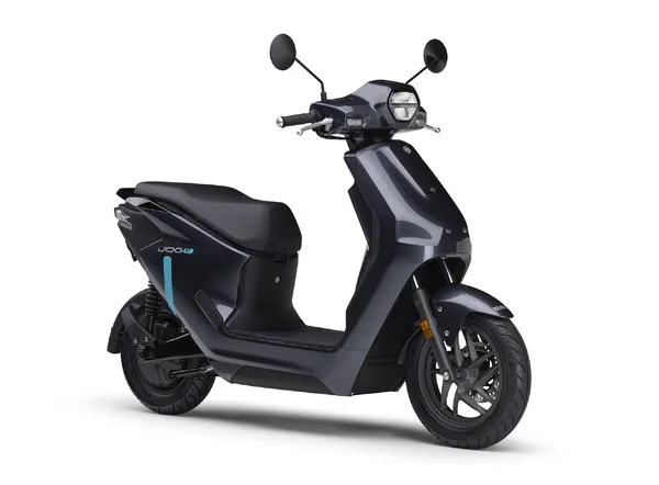 ヤマハ『JOG E』が全国発売！原付一種で乗れる電動スクーター、本体約16万円の衝撃