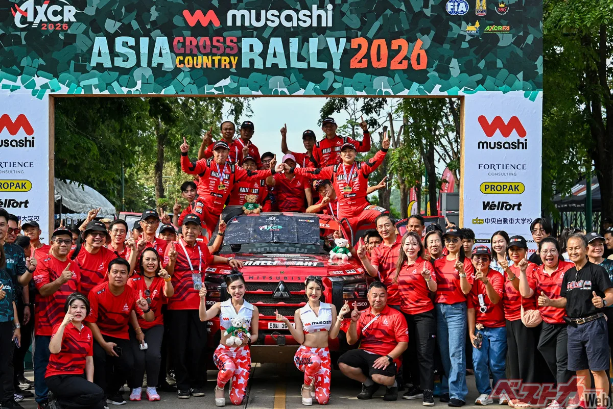 三菱トライトンがAXCR2連覇、日本人ペア初の総合優勝！新型パジェロへの布石