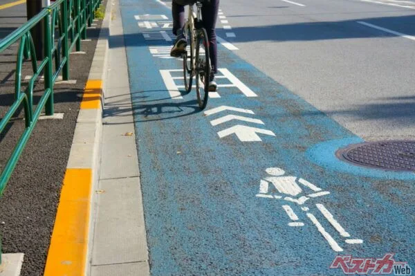 黄色線はみ出しOK? 自転車追い越しの新ルールを警察官に聞いた