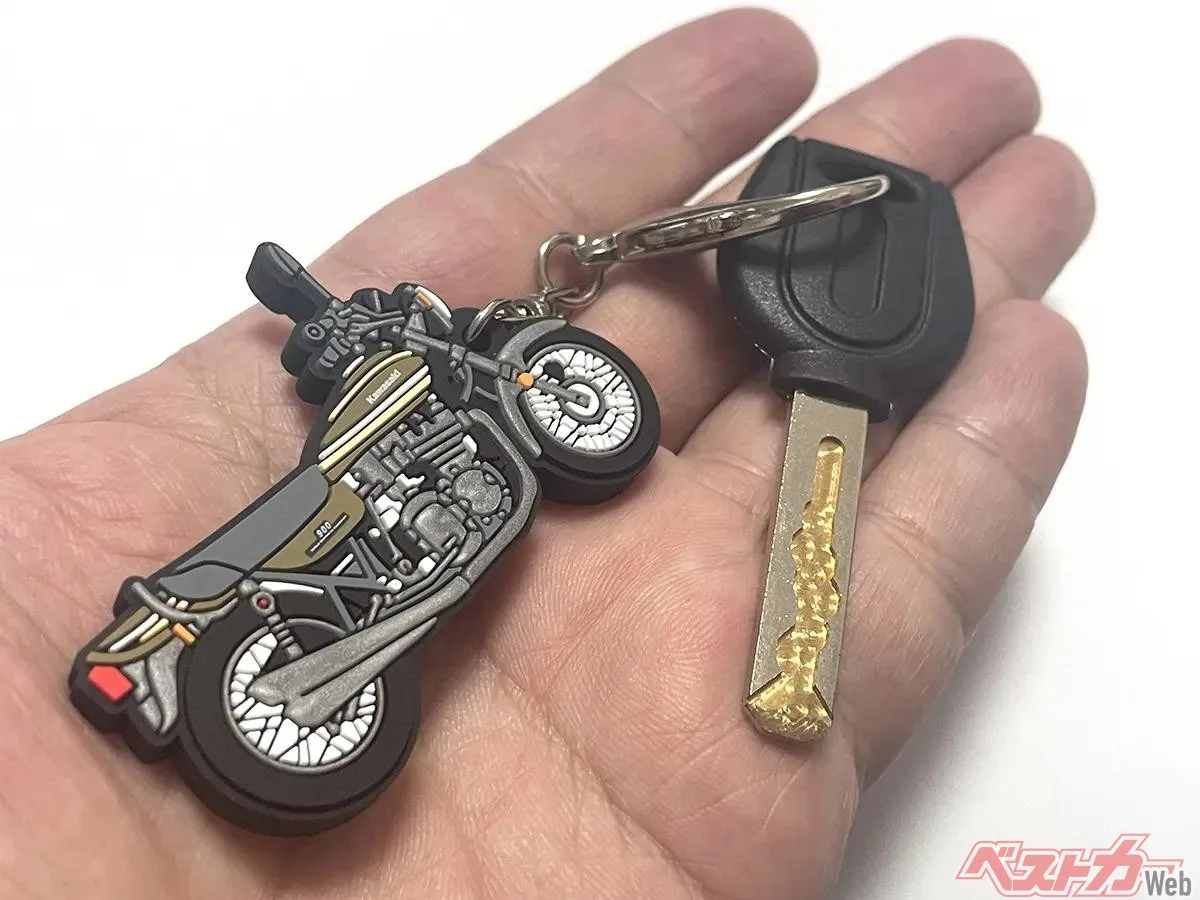 カワサキZ1やニンジャがラバーキーホルダーに！全6種のガシャポンが熱い