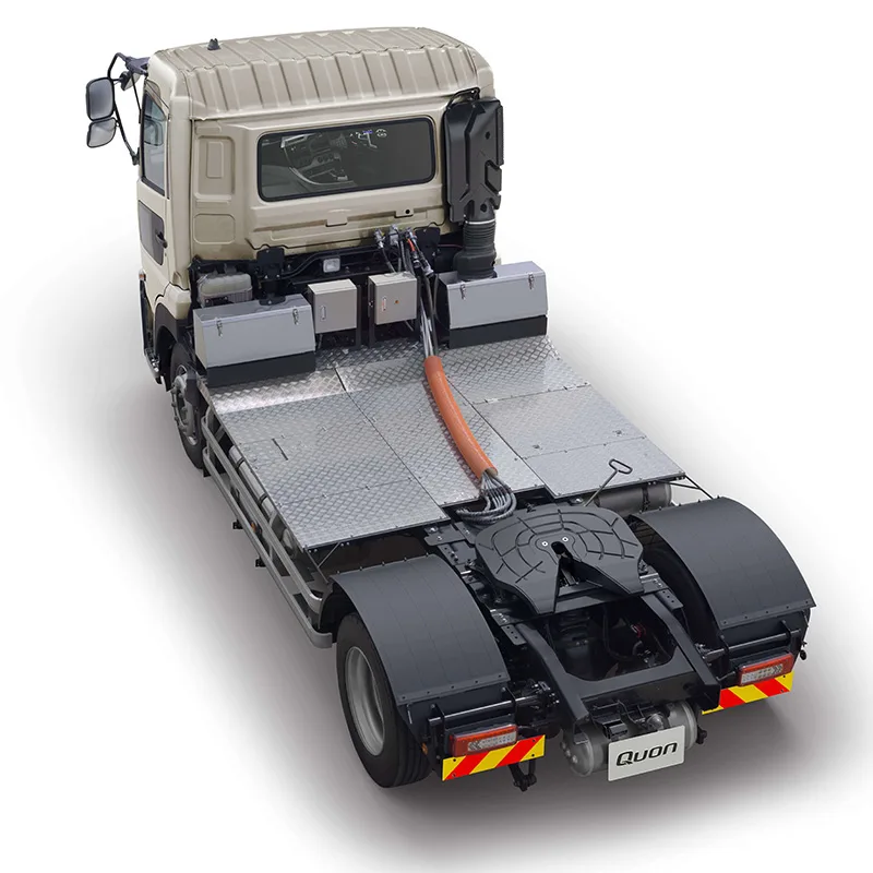 UDクオンにHV・EV輸送向けショートキャブトラクタ登場、積載問題を解決
